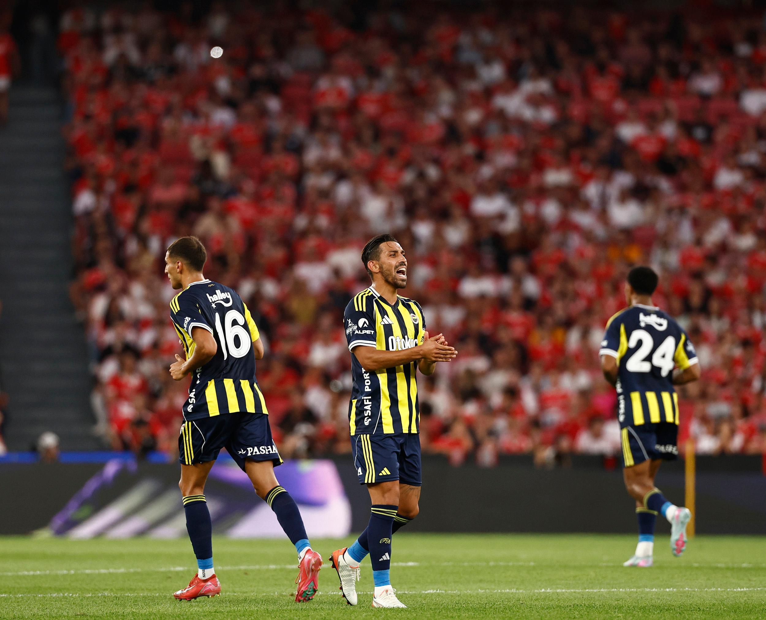 爱游戏app-今夜拜仁慕尼黑备战欧超杯，远射贴柱细节曝光，压力陡增，控场能力受关注 